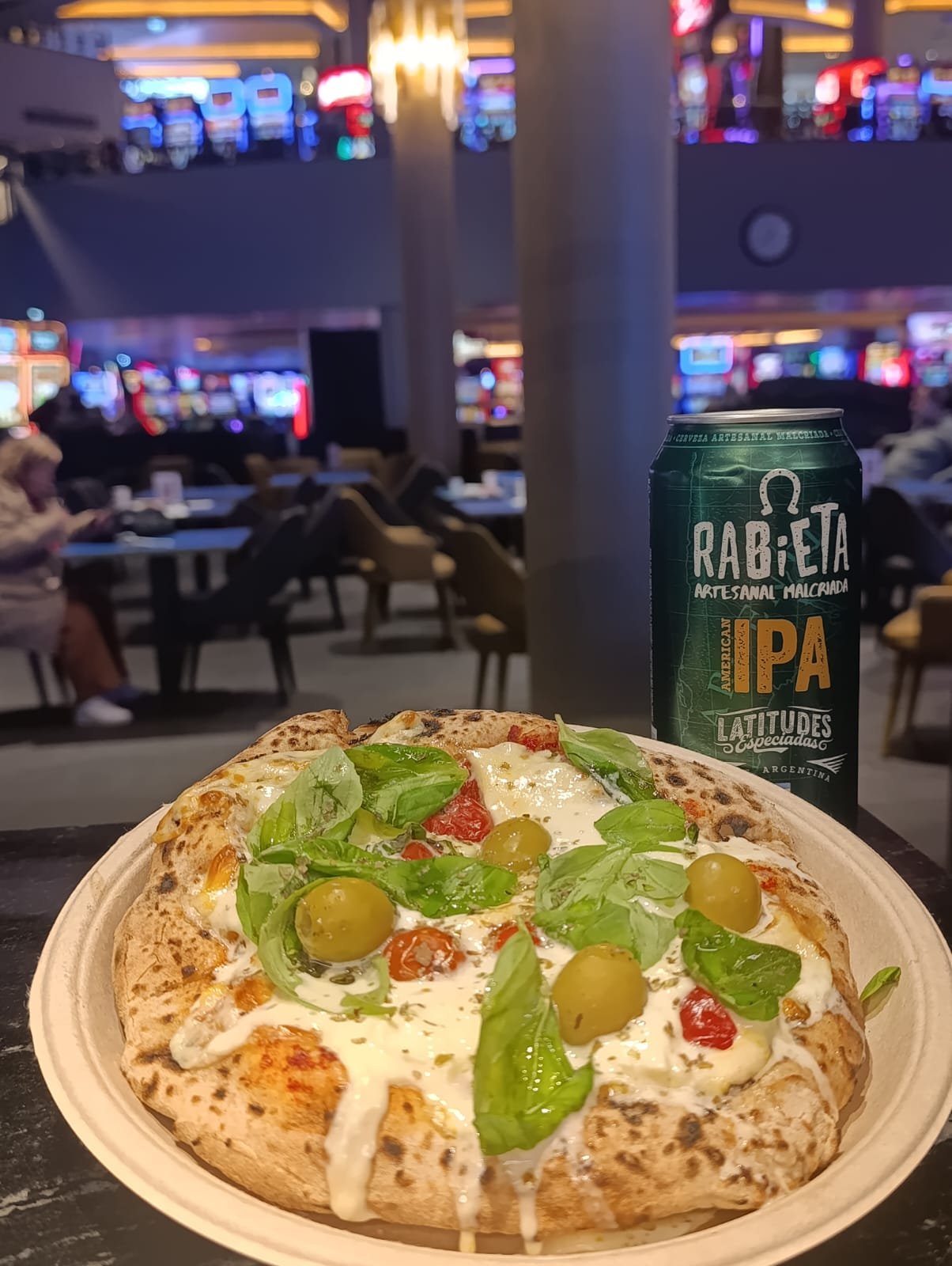 PIZZA CON CERVEZA